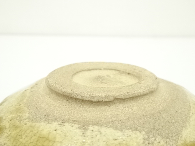 道具 ] - 道具 加藤実（加実）造 黄瀬戸茶碗（共箱） | ネット